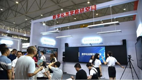 四川教育博覽會(huì) 鴻合科技多款新品亮相,賦能成渝教育數(shù)字化